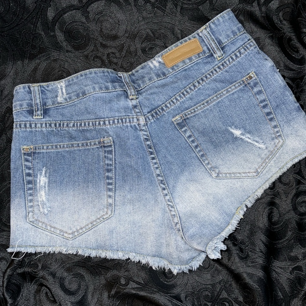 urban renewal denim studded damn shorts - Picture 6 of 8
